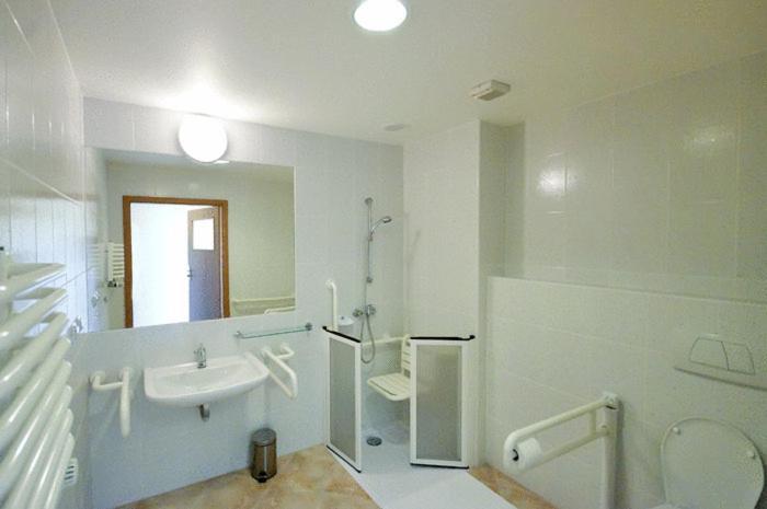 Hotel A4 Mop Kepnica Jaworzno Room photo